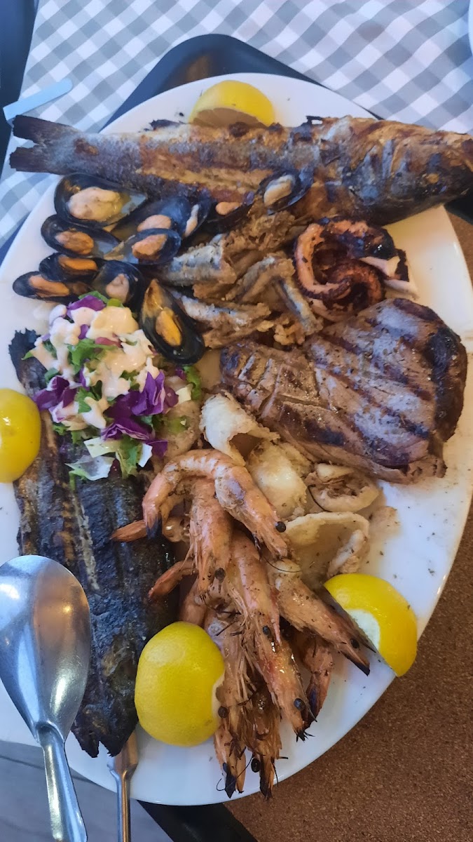 Limanaki. Restaurant Fish Tavern-3